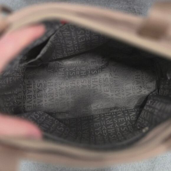 Harvey's Original Seatbelt Bag - Picture 7 of 10